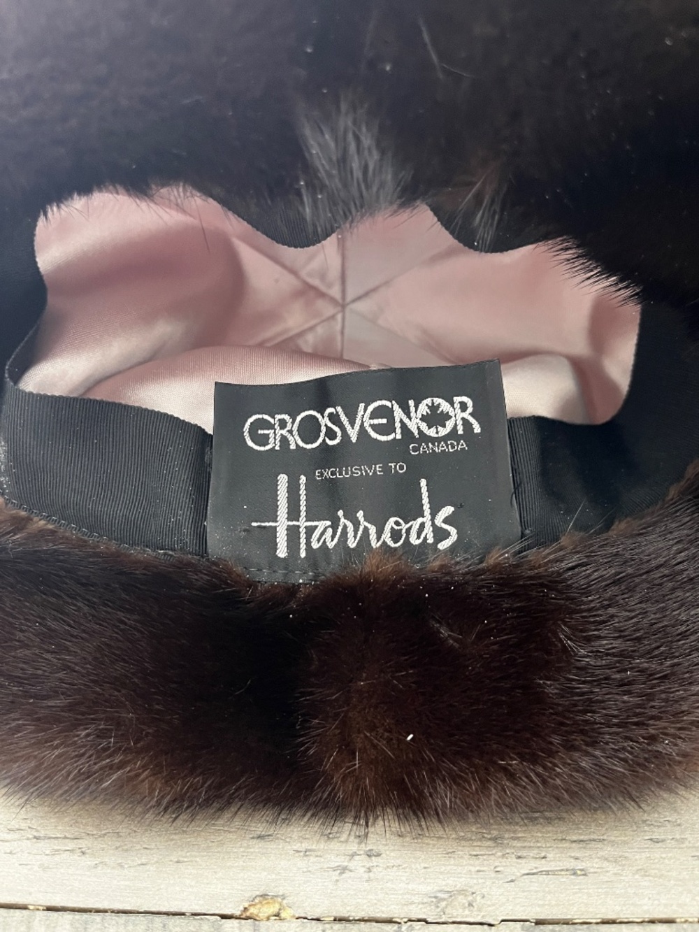 Vintage Grosvenor Canada for Harrods Genuine Dark Brown Mink Fur Hat Cloche Pill - Picture 5 of 5